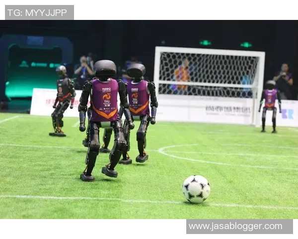 杭州足球队与武汉足球队赛后复盘分析比赛节奏与战术表现